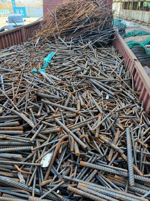 废铁回收